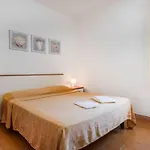 Apartmán Elbamar Lacona I-3 By Interhome